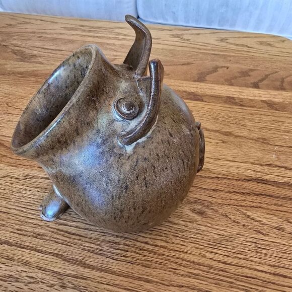 Brown Ceramic Pig Pot - Picture 8 of 9